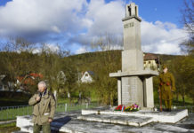 V Kšinnej si kladením vencov pripomenuli 78. výročie oslobodenia obce