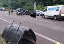 Čelná zrážka áut si vyžiadala dvoch mŕtvych