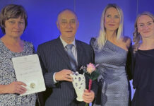 Trenčiansky kraj ocenil významné osobnosti, veľkej pocty sa dostalo aj Jozefovi Hadvigovi Veľkej pocty sa dostalo aj folkóristovi Jozefovi Hadvigovi zo Kšinnej