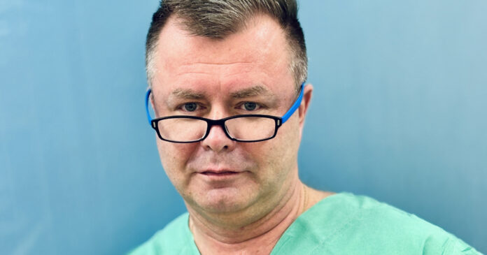 MUDr. Viliam Laudon 1200 x 630 Nemocnica AGEL Bánovce rozšírila spektrum poskytovanej starostlivosti o revolučnú ortopedickú metódu – nanoartroskopiu