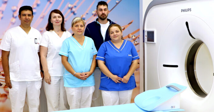 Bánovce CT 1200 x 630 Jednou z priorít moderného CT pracoviska Nemocnice AGEL Bánovce je preto dlhodobo udržiavať krátke čakacie lehoty na vyšetrenie