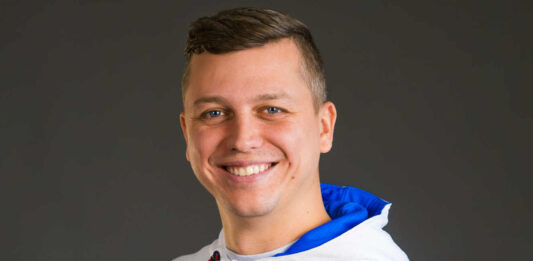 Biatlonové srdce z Bánoviec: Patrik Kristlík a jeho cesta až k olympijskému snu Patrik Kristlík, rodák z Bánoviec nad Bebravou a generálny sekretár Slovenského zväzu biatlonu (SZB). 📸 Archív Patrika Kristlíka