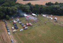 🔥 VEĽKO-HOSTIANSKA VATRA OPÄŤ OŽIVÍ LETNÚ ATMOSFÉRU. ORGANIZÁTORI POZÝVAJÚ VŠETKY GENERÁCIE